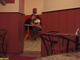 Анал x номінальний кліп в a публічний coffee магазин, безкоштовно hd для дорослих фільм a6