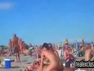 公 裸体 海滩 扫平 x 额定 电影 vid 在 夏天 2015